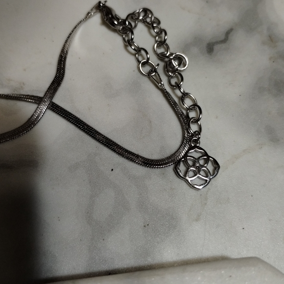 Kendra Scott Iridescent Goldstone Necklace - Picture 8 of 8